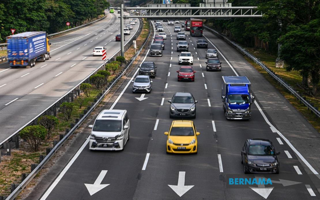 Over 300,000 Johor voters expected to travel home for Saturday's state election, highway authority warns of congestion