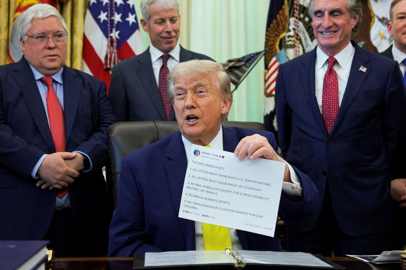 Trump Sued Over Paid Early-Access Service to Truth Social Posts