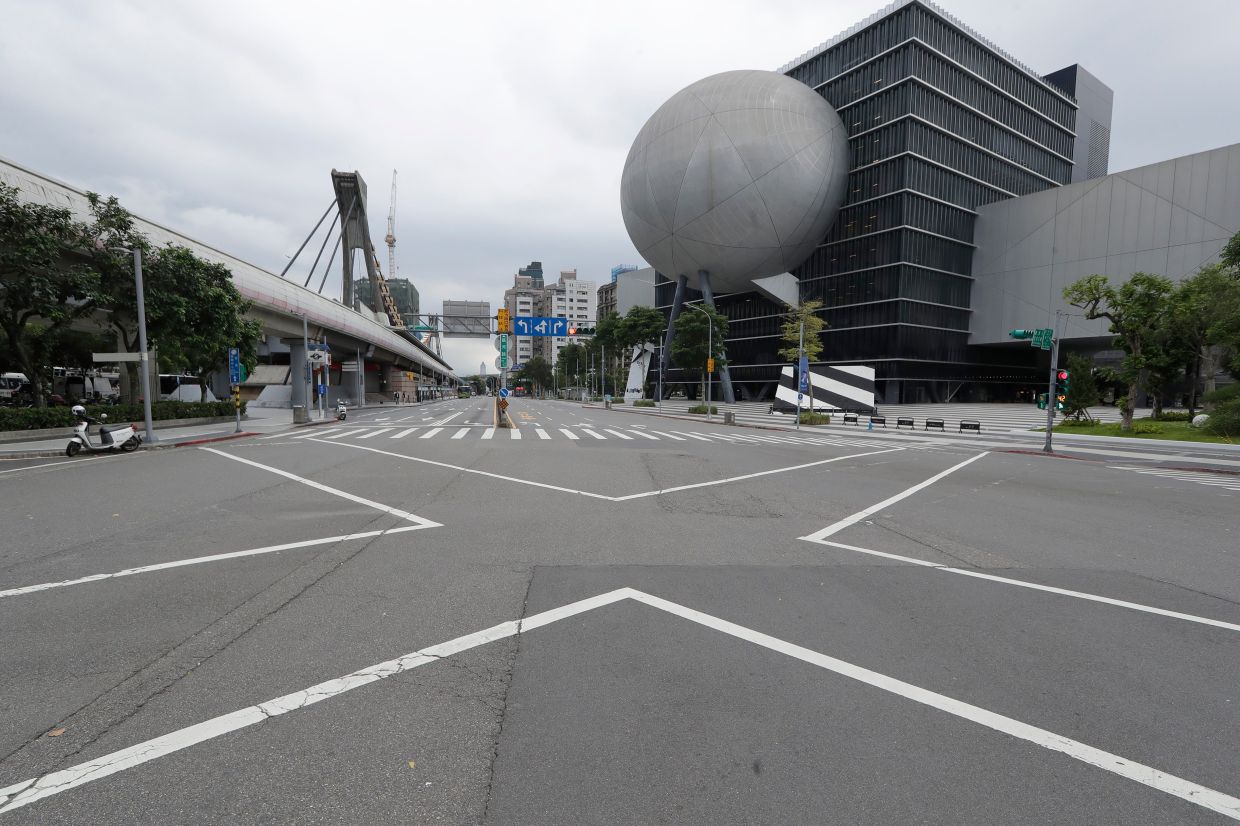 Taiwan Throttles Mobile Internet to Test Civilian Readiness Against Cross-Strait Threats