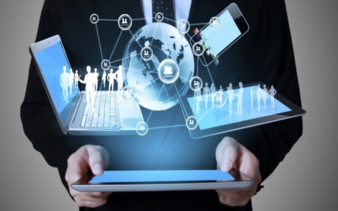 Media Must Master Algorithm Literacy to Combat Misinformation, Says Expert