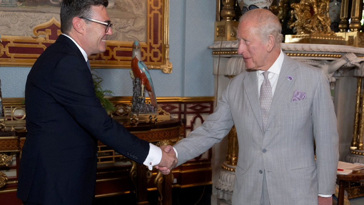 Burnham Becomes New UK Prime Minister After Meeting King Charles III