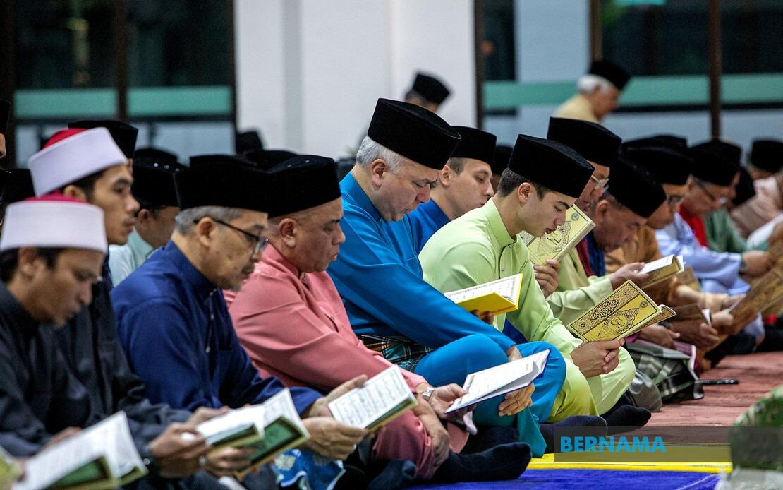 Sultan Nazrin Shah Inaugurates RM8.7 Million Perak Mosque During National Day Observance