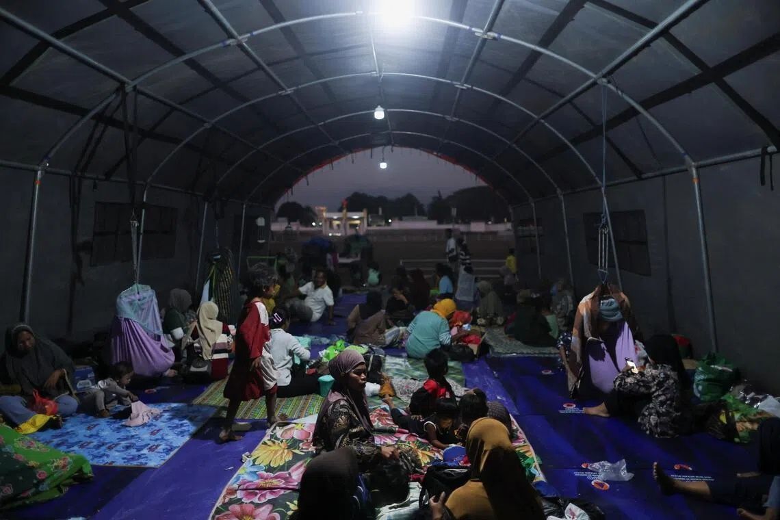 Singapore PM Wong Offers Support to Indonesia Following Devastating Earthquakes