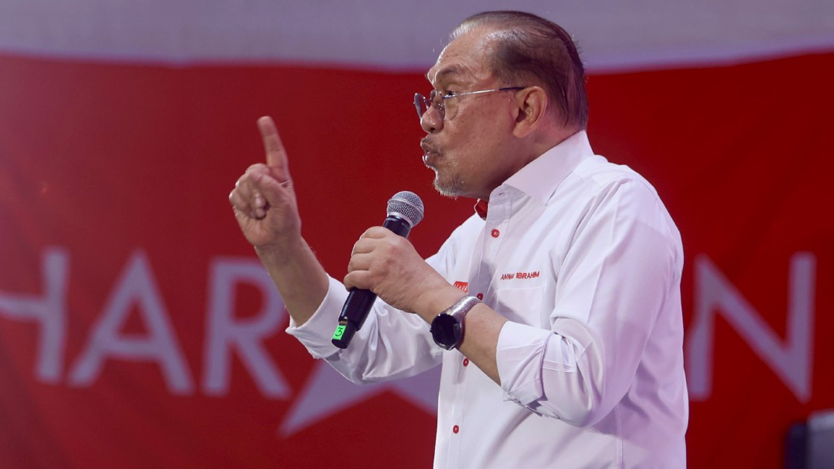 Government Spending RM980 Million Annually to Cover Felda Losses From Previous Management, Says Anwar