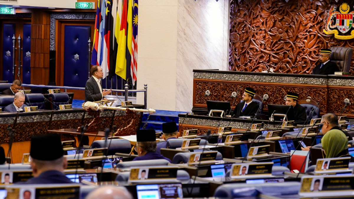 States Must Bear Their Own Costs, Says Anwar