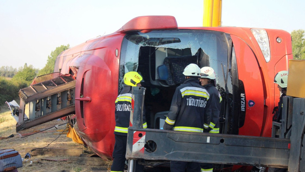 Polish Bus Crash in Hungary Kills 12, Injures Dozens in Early Morning Tragedy
