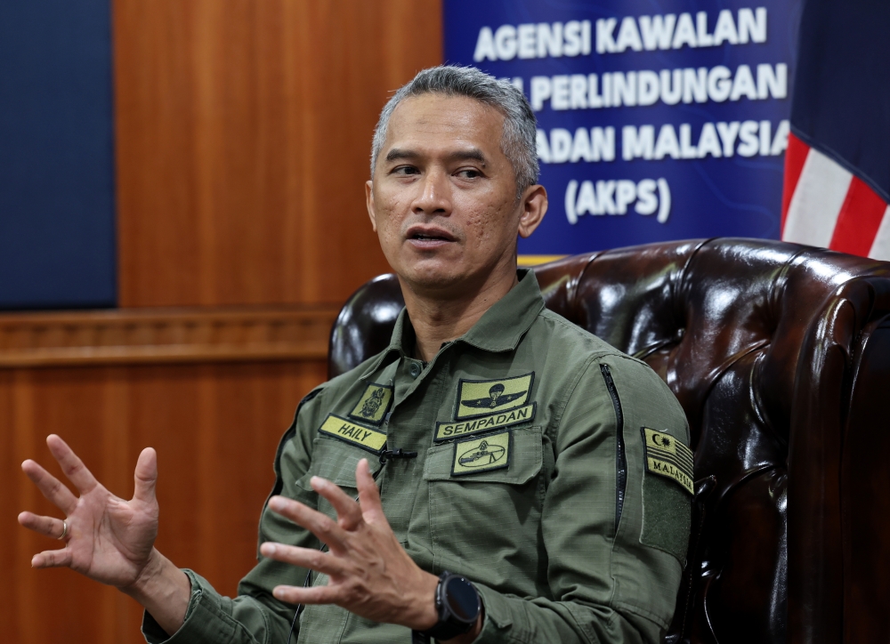 Malaysia Airlines Pilot's Luggage Cleared at KLIA Before Drug Arrest in Jakarta, Border Chief Reveals