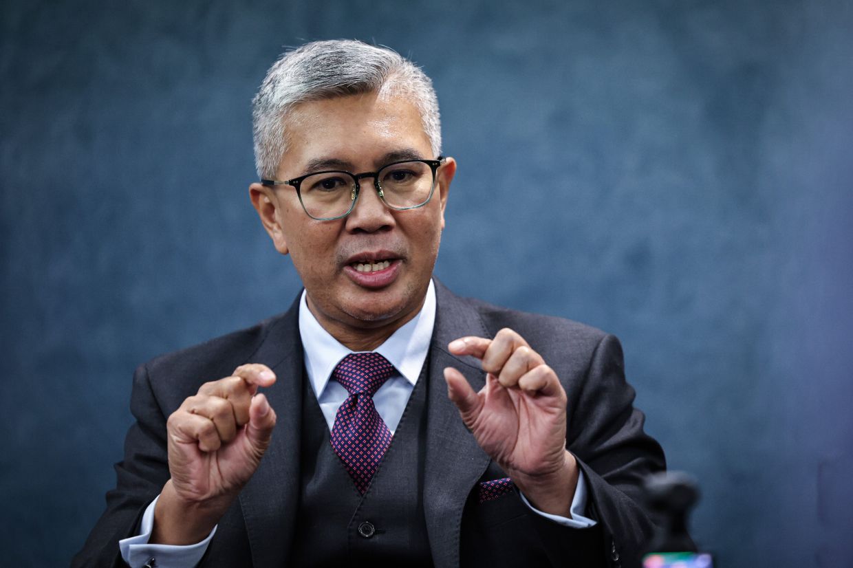 ASEAN Must Unite on Energy Transition, Says MIDA Chief Tengku Zafrul