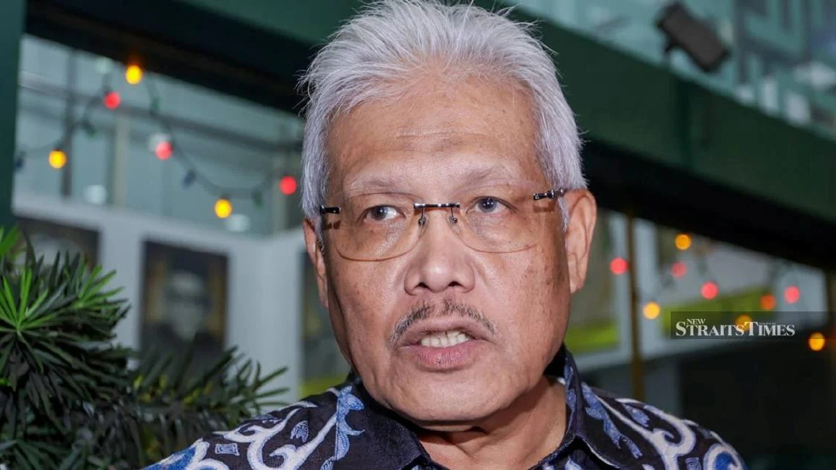 Formal Notice of Hamzah as Opposition Leader to Be Tabled Before Next Parliament Session