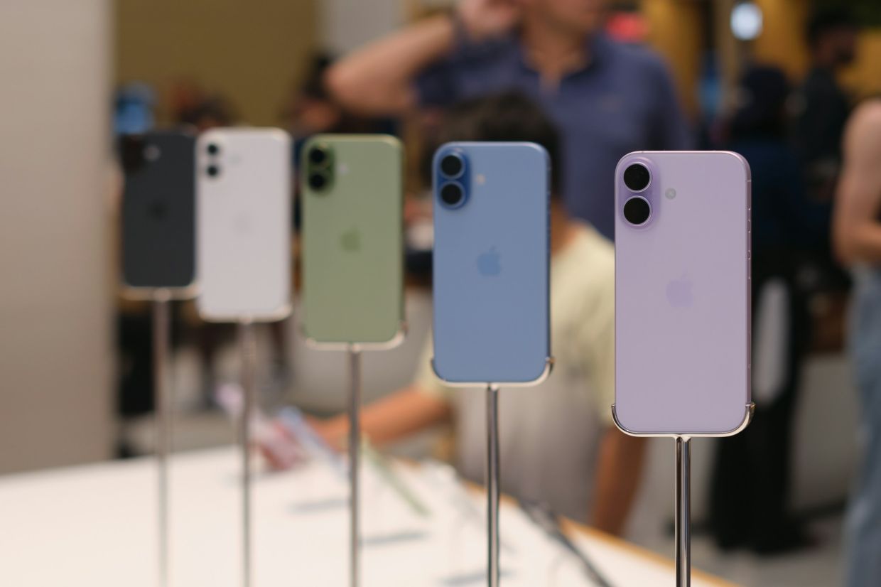 Apple's Legal Strike Threatens to Derail OpenAI's Hardware Ambitions