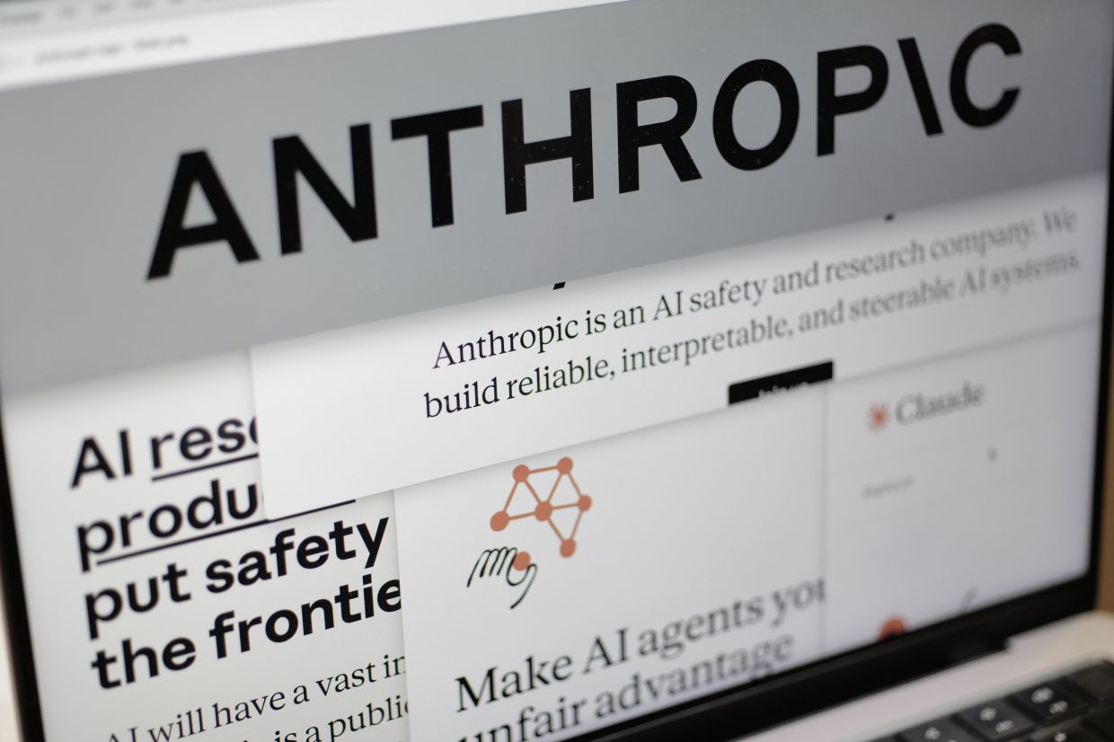 US AI Export Controls Spark Legal Challenge as Startup Loses Access to Anthropic's Advanced Models