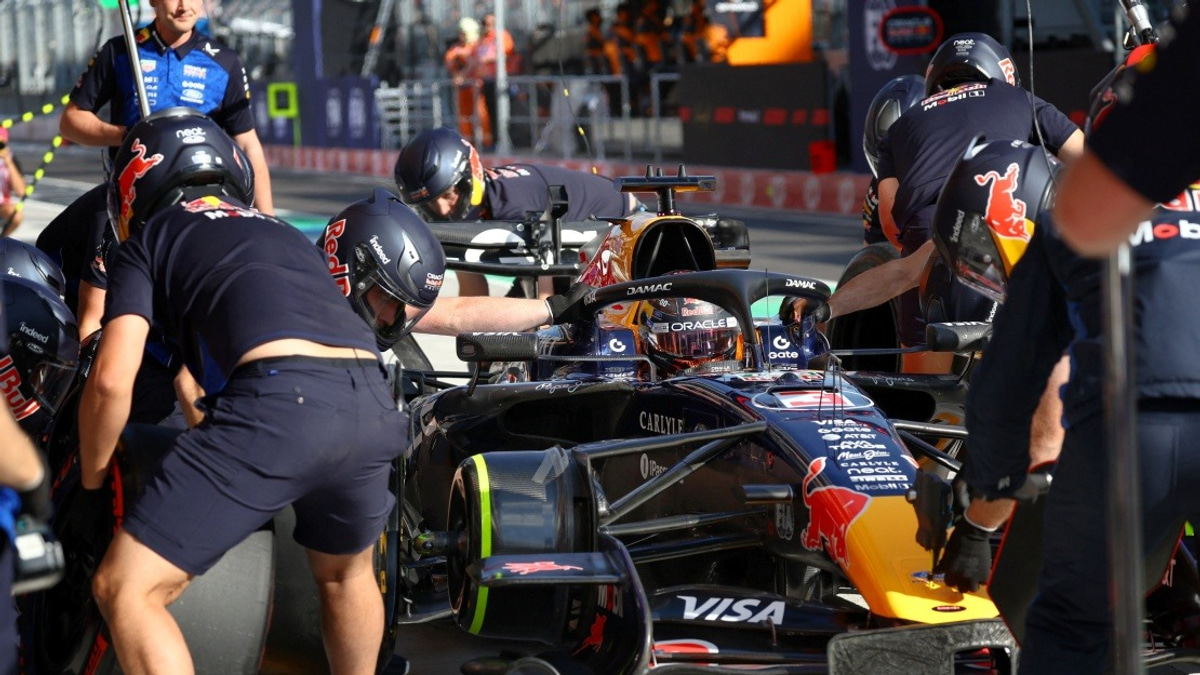 Malaysia Could Host F1 Race This Year, PM Anwar To Announce Details
