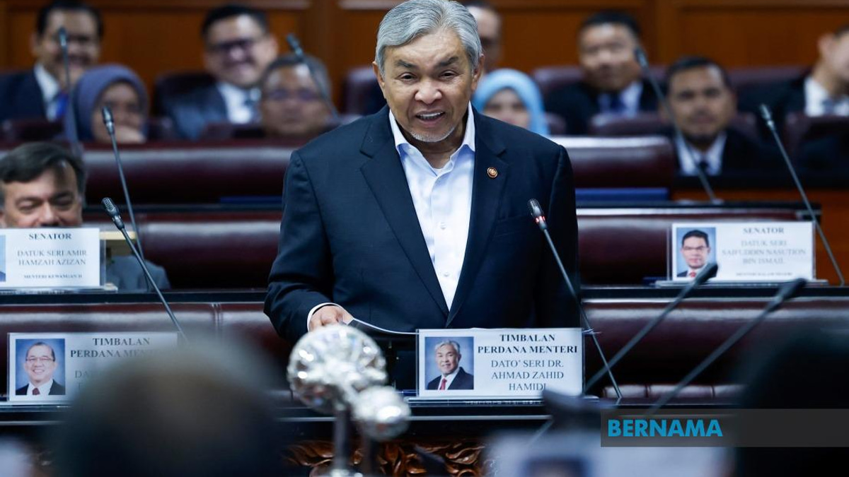 Government Reviewing Land Act Amendments to Ease Housing Pressures for FELDA Settlers