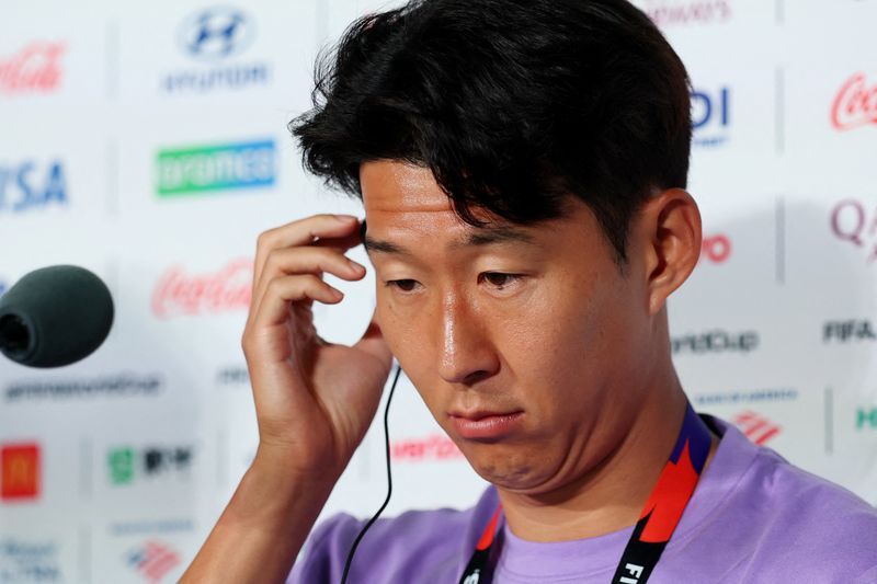 South Korea squad boycotts media after reporters mock Son's military service