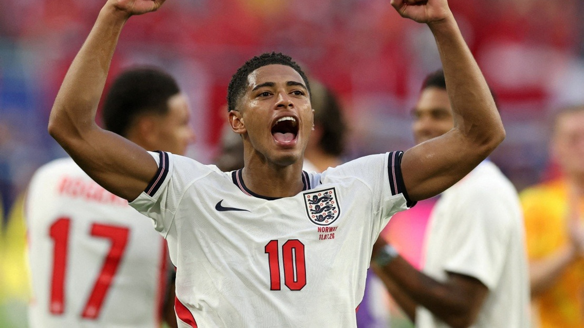 Bellingham's Extra-Time Double Sends England to World Cup Semi-finals