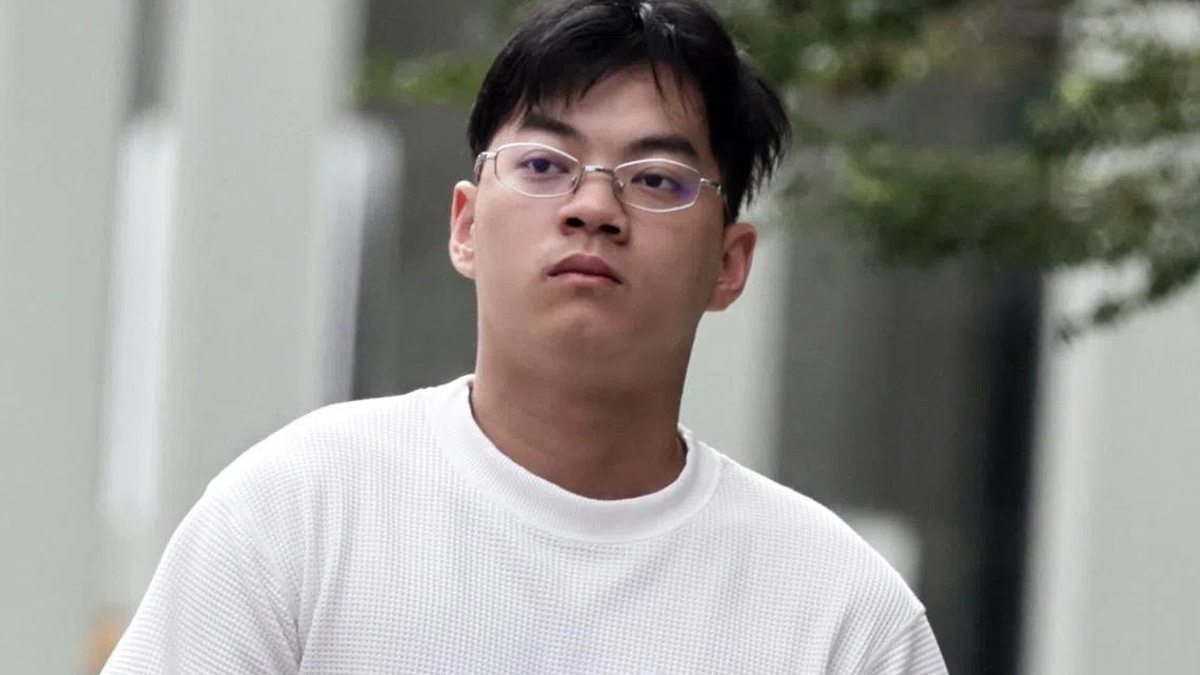 Singapore fines former PR S$9,000 for defaulting on national service