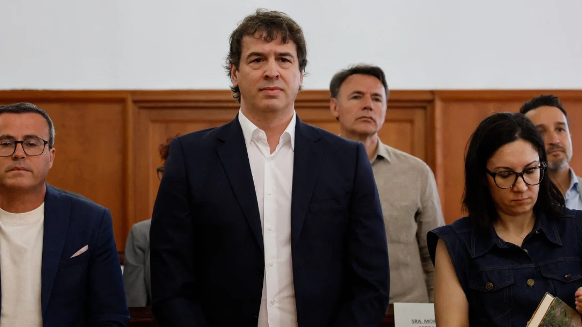Pedro Sánchez's Brother Barred from Public Office for Nine Years Over Job Placement Scandal