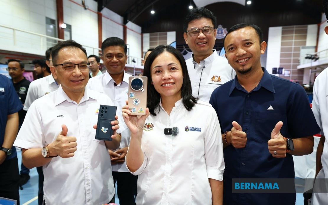 Malaysia Removes Nearly 100,000 Pieces of Scam Content in Six Months