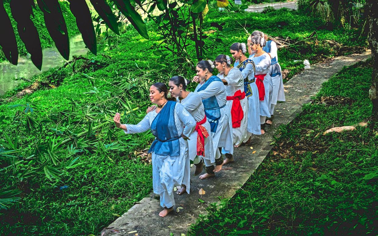 Kalpana Dance Theatre Channels Rivers and Climate Action Into 30th Anniversary Performance