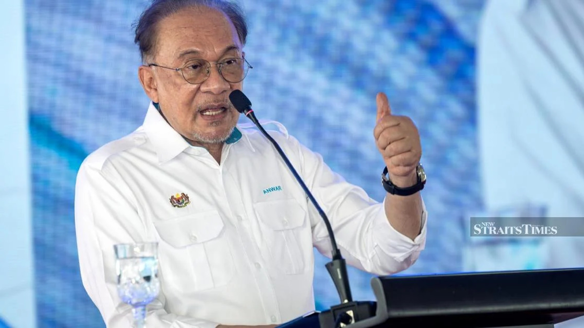 Anwar Backs Sarawak's Readiness to Run Bintulu Port After Handover