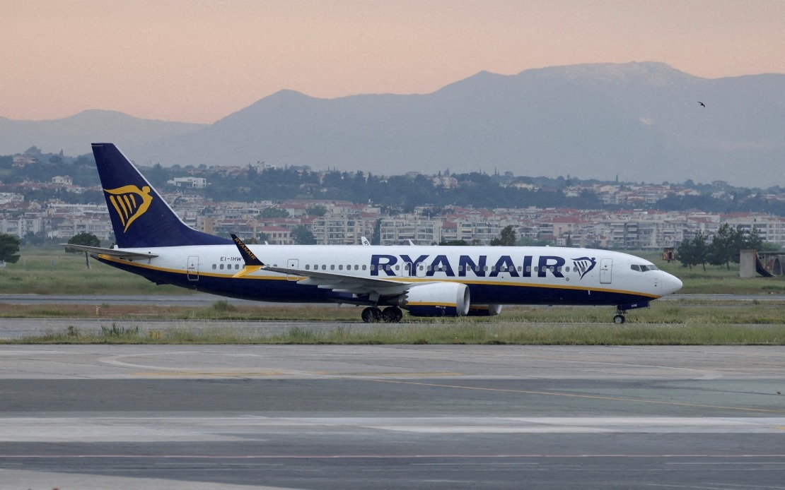 Passenger Sucked Toward Broken Window During Ryanair Flight From Greece