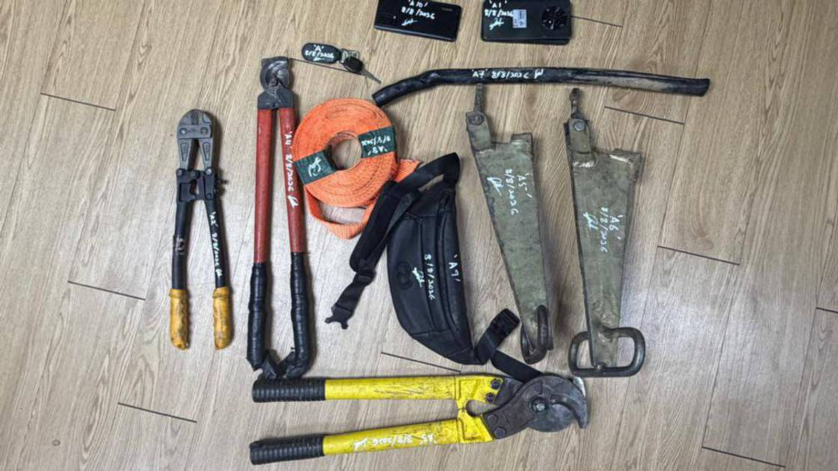 Copper Thief Arrested After 50km Police Chase Ends in Sungai Chohong Crash