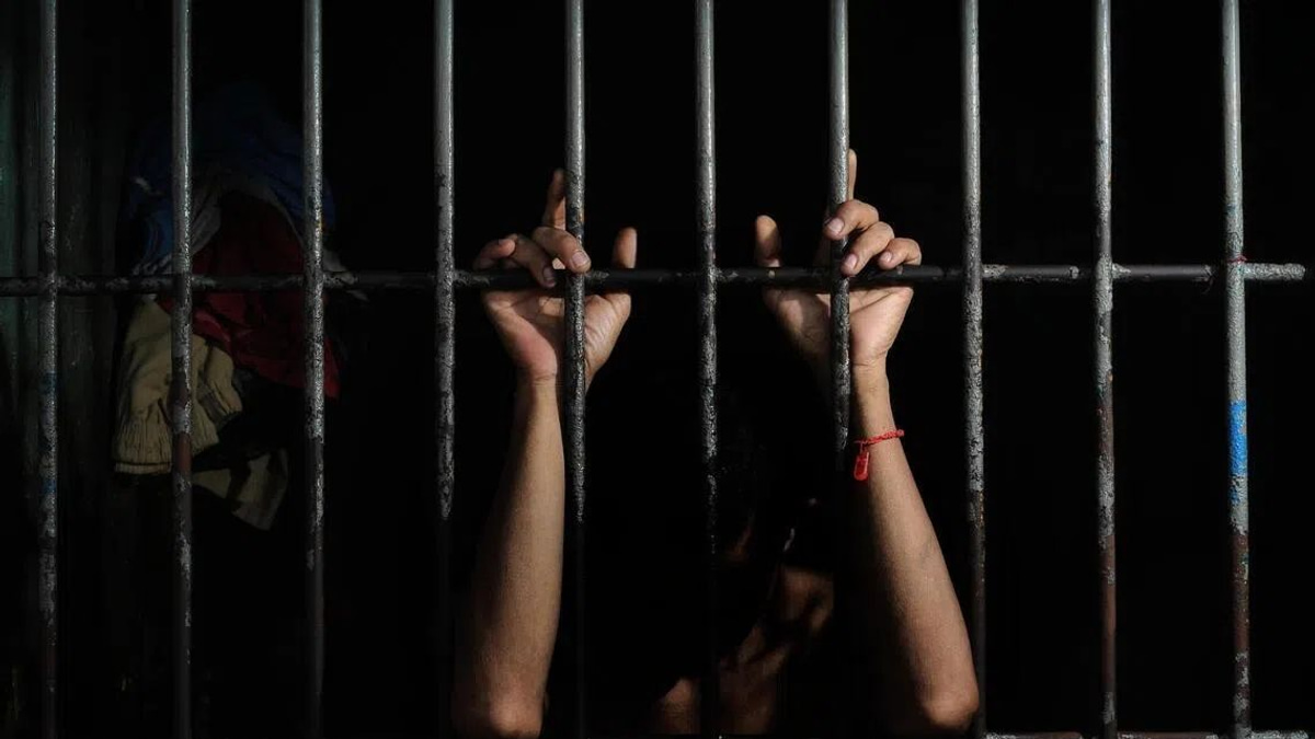 Japanese mother sues over daughter's death in controversial detention case