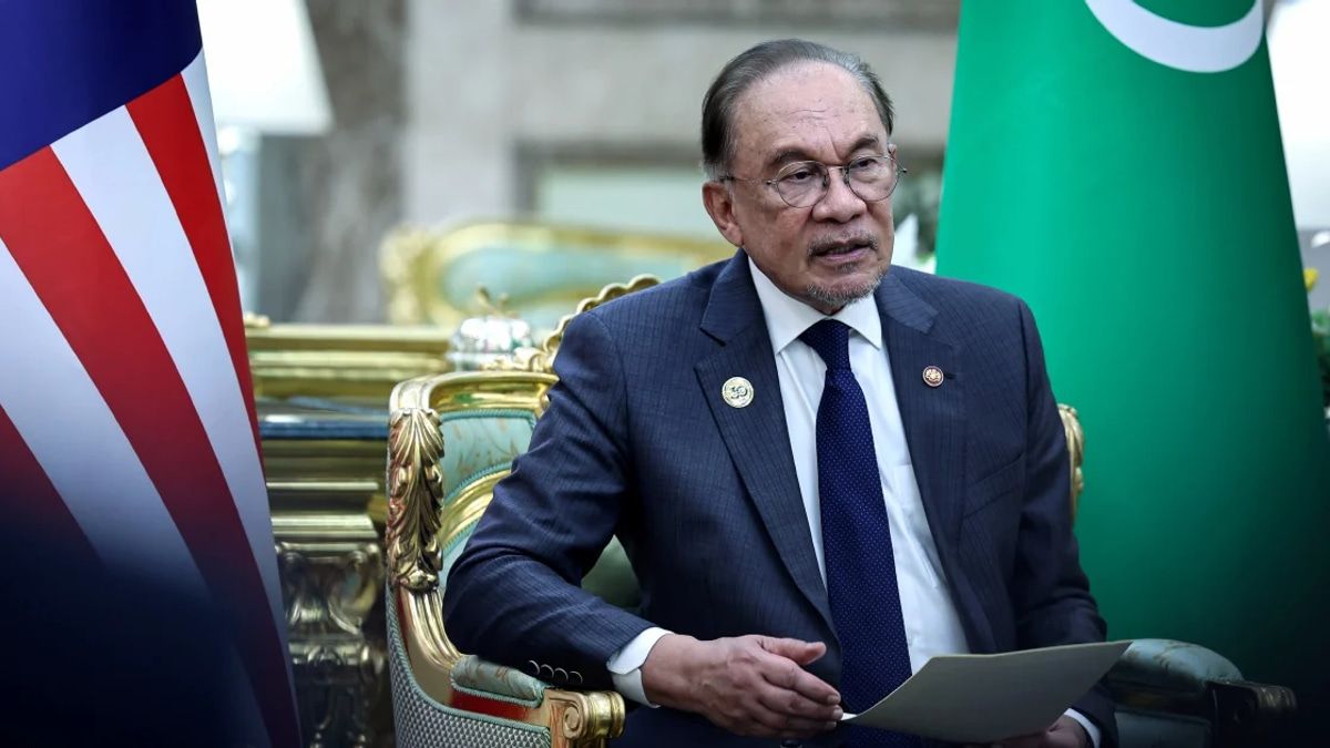 Anwar Ibrahim welcomes initial US-Iran agreement, expresses hope for enduring regional stability
