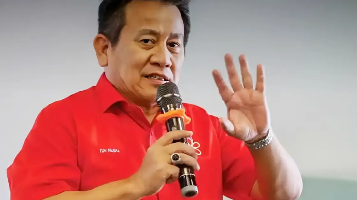 Bersatu Leader Challenges Logistics of PN Emergency Summit