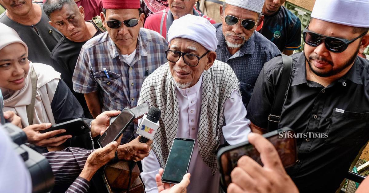 Hadi Calls Out PM's Absence from Tabung Haji RCI Parliamentary Session
