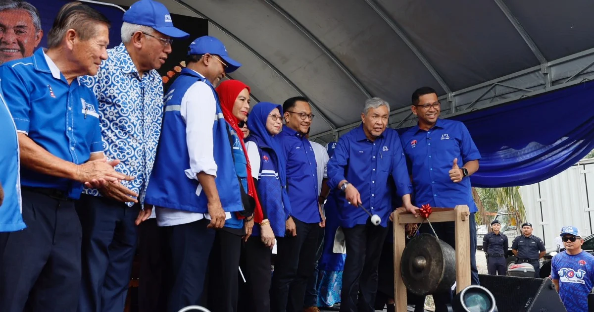 Zahid Challenges Pas to Deliver Votes for BN in Johor Election Push