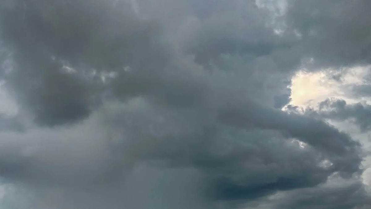 Thunderstorms to batter four northern states until midday