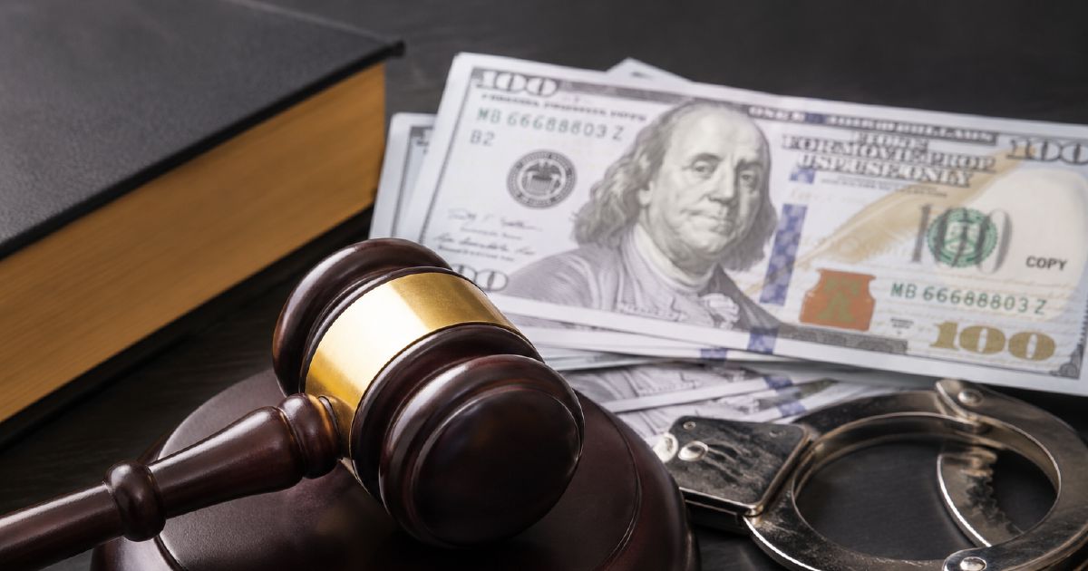 Jordanian University Student Faces Charges Over 'Movie Prop' Fake US Dollar Notes