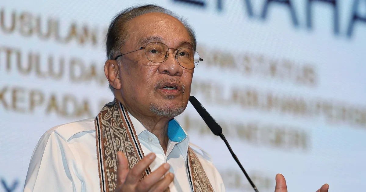 Petronas-Petros Talks Making Headway, Anwar Confirms