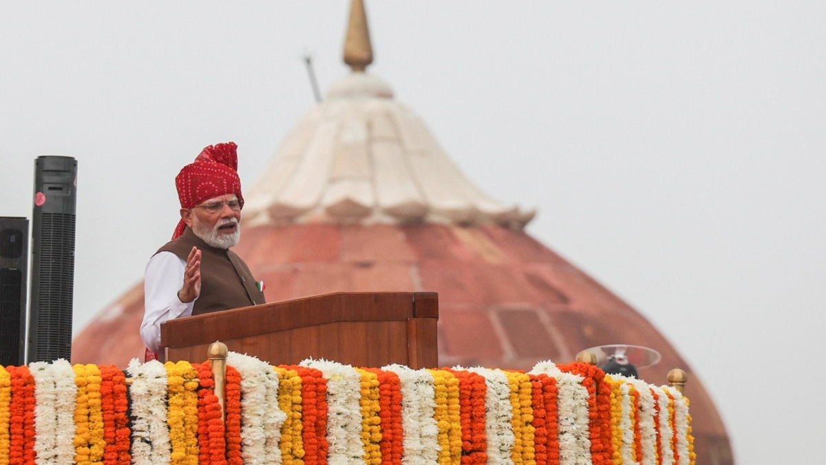 Modi Charts India's Path to Self-Reliance and Developed Status by 2047