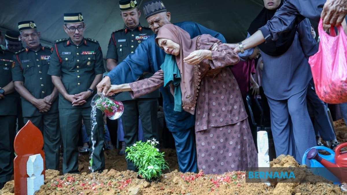 Malaysian Army Private Siti Khadijah Laid to Rest Following Hobart Camp Training Accident