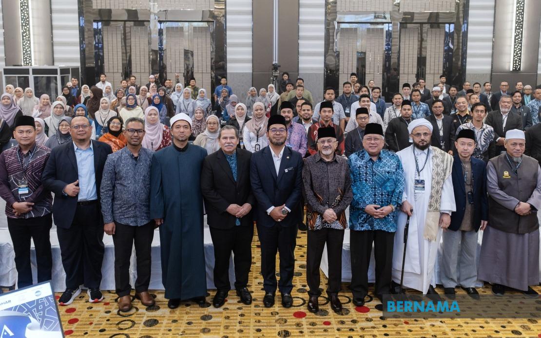 Islamic Social Finance Positioned as Key Tool to Combat Poverty, Says Zulkifli