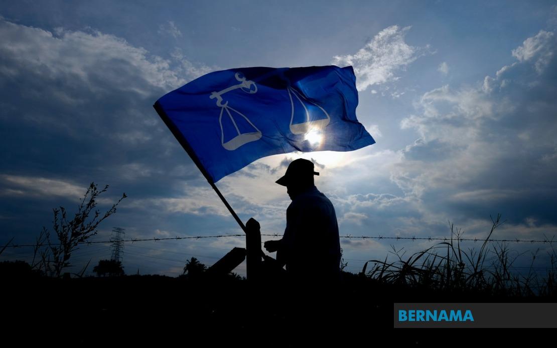 New Political Parties No Threat to Barisan Nasional, Says Zambry