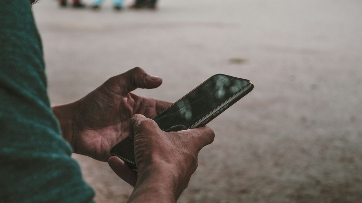US Supreme Court Restricts Dragnet Cellphone Location Searches, Citing Privacy Rights