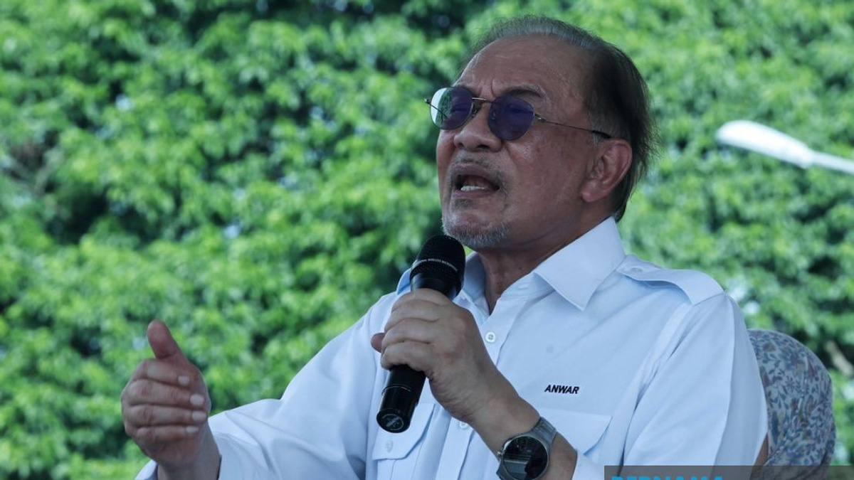 Government Accelerating Affordable Housing Drive for Civil Servants, Says Anwar