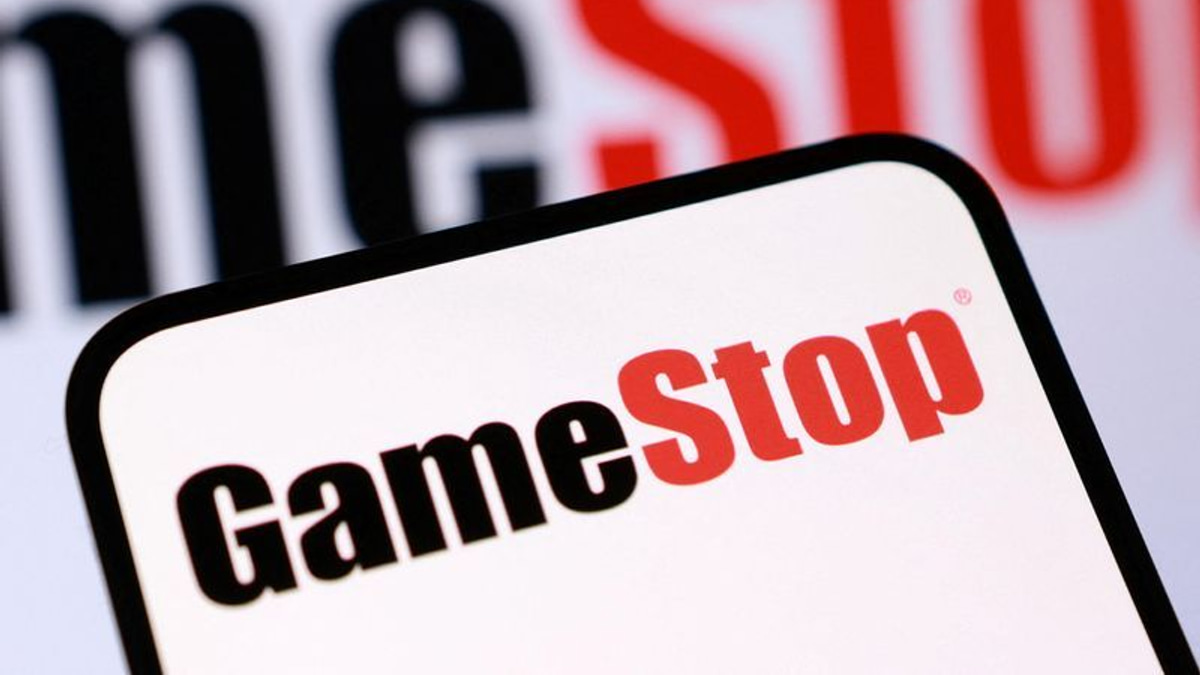 GameStop considers stepping back from eBay takeover bid, exploring partnership instead