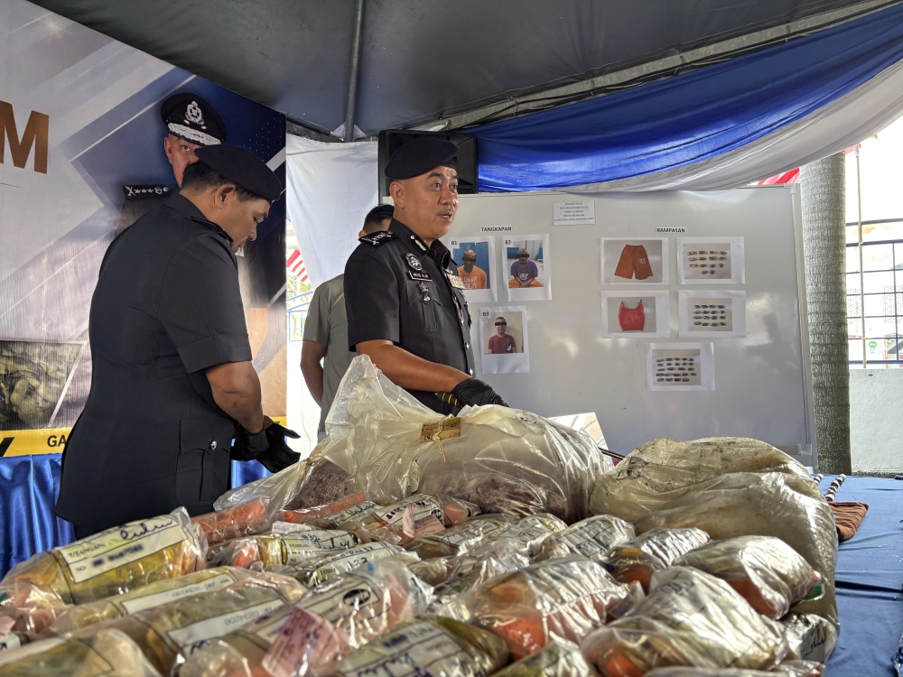 Police Constable Among Three Arrested After RM18,534 Drug Cache Discovered in Lumut Police Cell