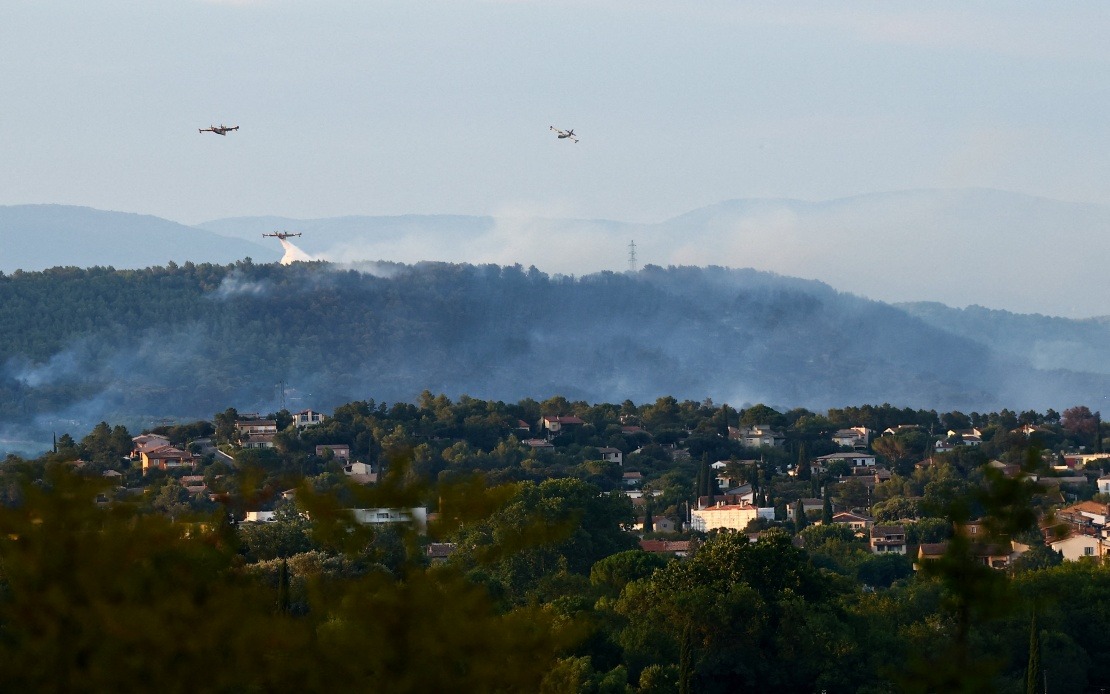 France Grapples With Severe Wildfire Crisis As Nearly 40,000 Hectares Burn in 2026