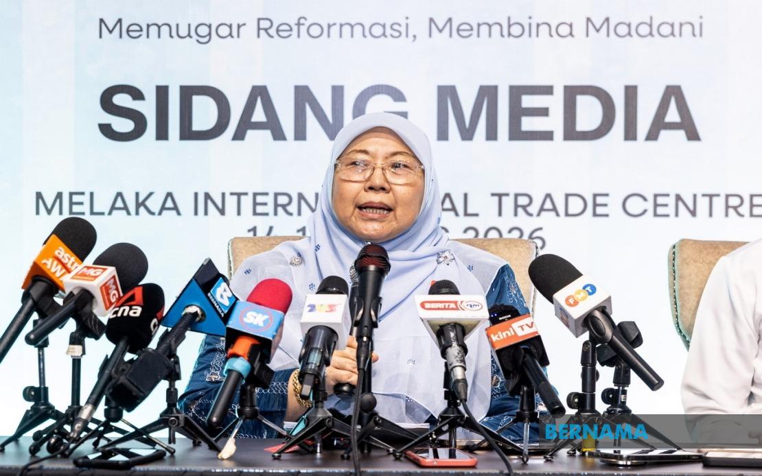 PKR Sets No Deadline for Nurul Izzah's Academic Leave, Party Ready to Receive Her Return