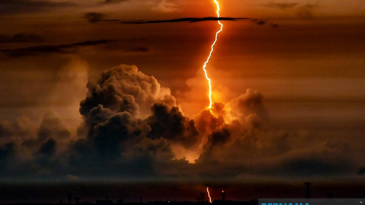 Seven Malaysian States Braced for Thunderstorms and Heavy Downpours Until Tonight