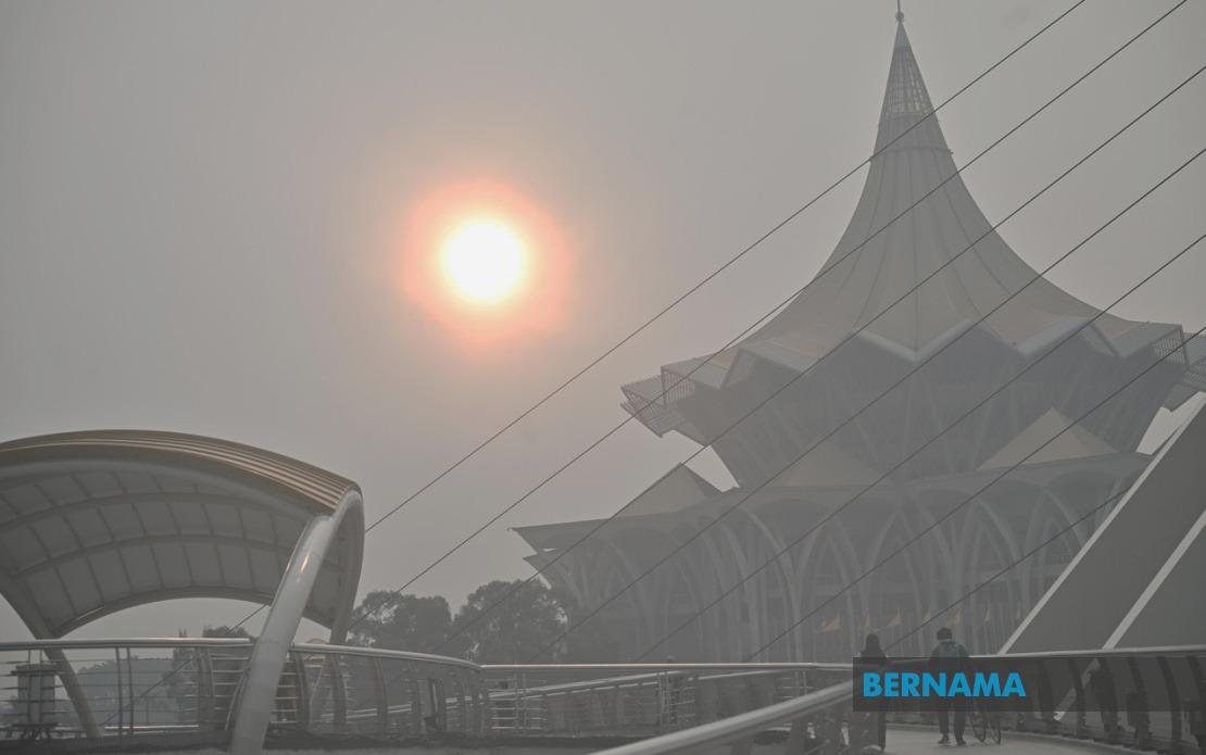 Sarawak Shuts 591 Schools as Extreme Heat and Drought Trigger Environmental Crisis