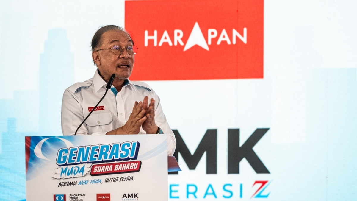 Anwar Conditions PJ and Subang Development Funds on Political Alignment