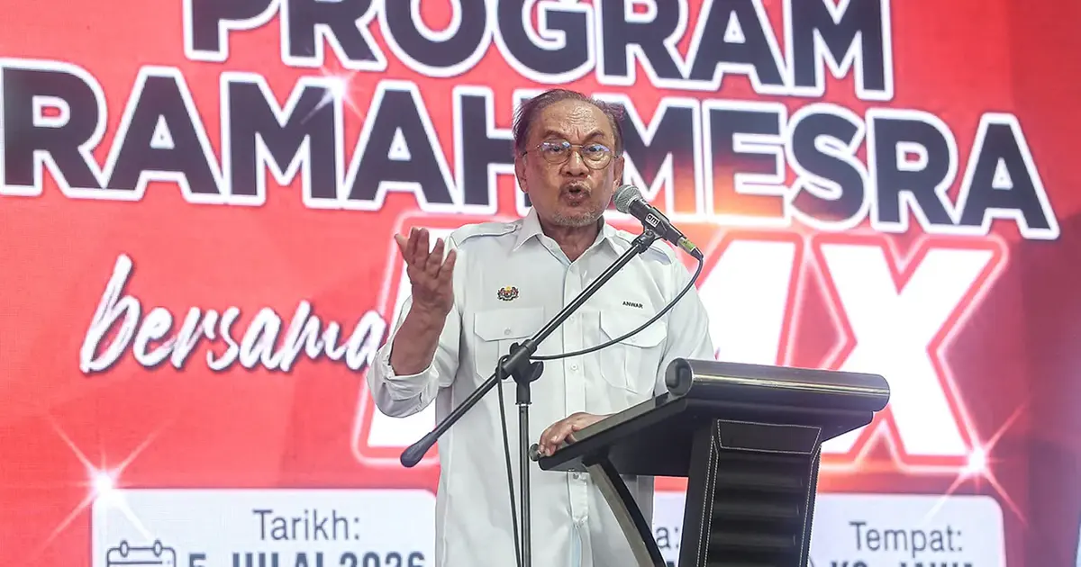 Anwar Announces Housing Initiative for Civil Servants Using Underutilised Government Land