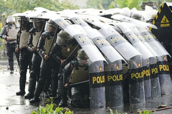 Indonesia's Security Agencies at Odds as Police Raids Ensnare Senior Prosecutor