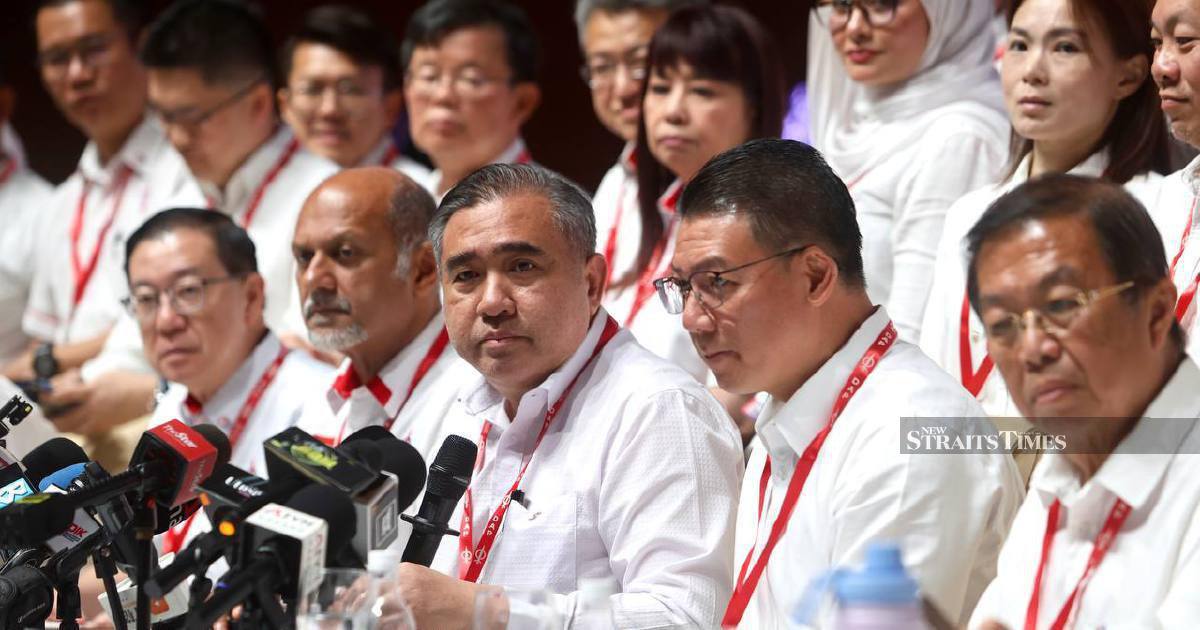 DAP Committed to Coalition Work with Umno Despite Zahid DNAA Controversy